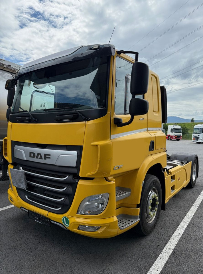 DAF CF450 4x2, E6, ADR - Nyergesvontató: 1 kép. DAF CF450 4x2, E6, ADR - Nyergesvontató: 1 kép.