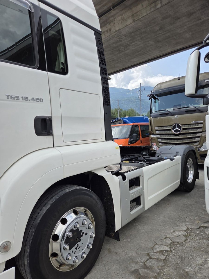 MAN TGS 18.420 4x2, E6, ADR - Nyergesvontató: 4 kép. MAN TGS 18.420 4x2, E6, ADR - Nyergesvontató: 4 kép.