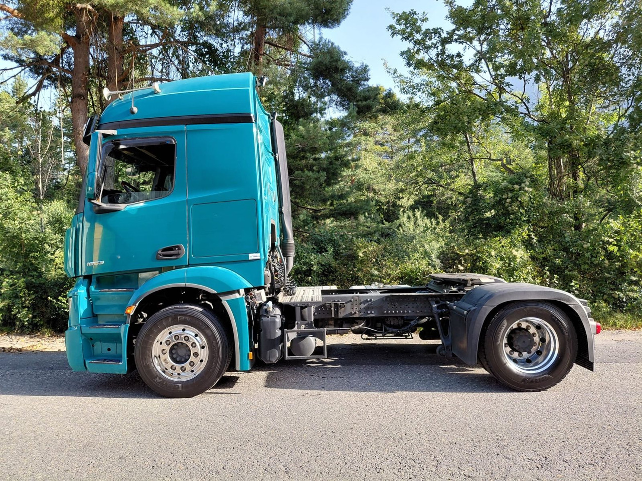 Mercedes-Benz Actros 1853 4x2, E6, ADR, Retarder, PTO - Nyergesvontató: 4 kép. Mercedes-Benz Actros 1853 4x2, E6, ADR, Retarder, PTO - Nyergesvontató: 4 kép.