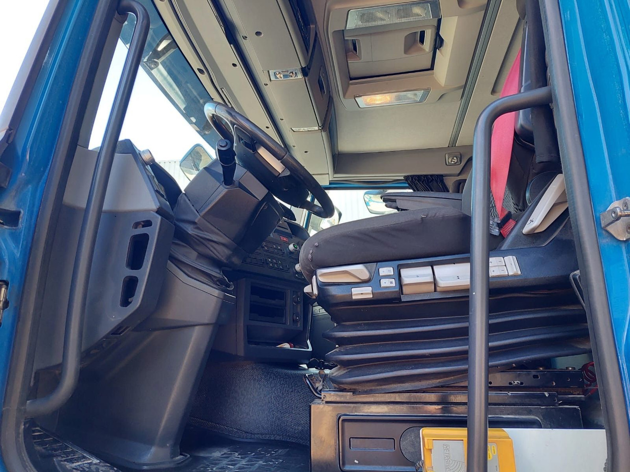 Billenőplatós teherautó Renault C520 10x4, E6, Moser Silo Kipper 19m³: 12 kép.