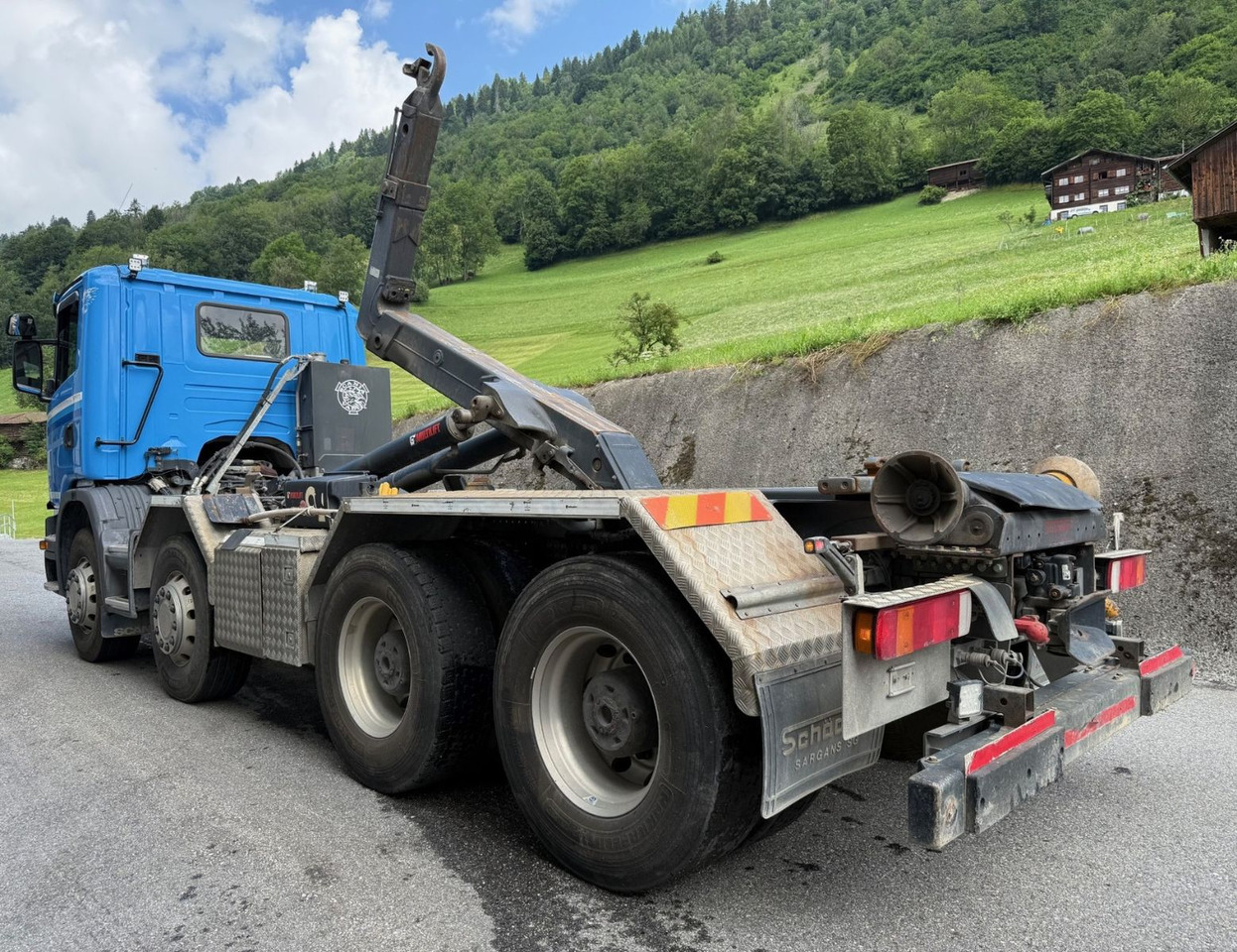 Scania G490 CB 8x4, E6, Retarder, Hiab Multilift 21ton - Horgos rakodó teherautó: 3 kép. Scania G490 CB 8x4, E6, Retarder, Hiab Multilift 21ton - Horgos rakodó teherautó: 3 kép.