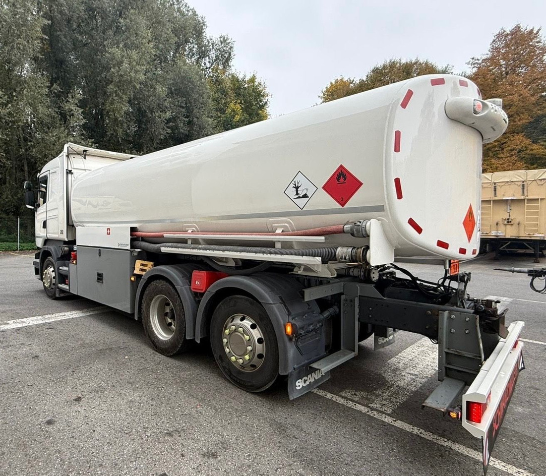 Scania R450 LB 6x2, ADR, E6,Schwarzmüller,Diesel/Benzin - Tartályos teherautó: 5 kép. Scania R450 LB 6x2, ADR, E6,Schwarzmüller,Diesel/Benzin - Tartályos teherautó: 5 kép.