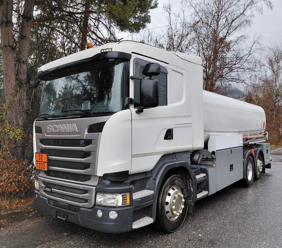 Scania R450 LB 6x2, ADR, E6,Schwarzmüller,Diesel/Benzin - Tartályos teherautó: 1 kép. Scania R450 LB 6x2, ADR, E6,Schwarzmüller,Diesel/Benzin - Tartályos teherautó: 1 kép.