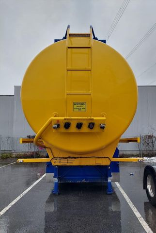 Schwarzmüller Schwingenschlögel,ADR,Diesel/Benzin, 5 Kammern Schwarzmüller Schwingenschlögel,ADR,Diesel/Benzin, 5 Kammern - Tartályos félpótkocsi: 4 kép. Schwarzmüller Schwingenschlögel,ADR,Diesel/Benzin, 5 Kammern Schwarzmüller Schwingenschlögel,ADR,Diesel/Benzin, 5 Kammern - Tartályos félpótkocsi: 4 kép.