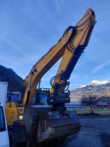 Volvo ECR235 DL, 2 Schaufeln, 11590hours, OIL Quick - Lánctalpas kotró: 4 kép. Volvo ECR235 DL, 2 Schaufeln, 11590hours, OIL Quick - Lánctalpas kotró: 4 kép.