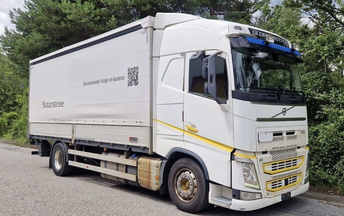Volvo FH460 4x2R, E6, Ladebordwand - Ponyvás teherautó: 4 kép. Volvo FH460 4x2R, E6, Ladebordwand - Ponyvás teherautó: 4 kép.