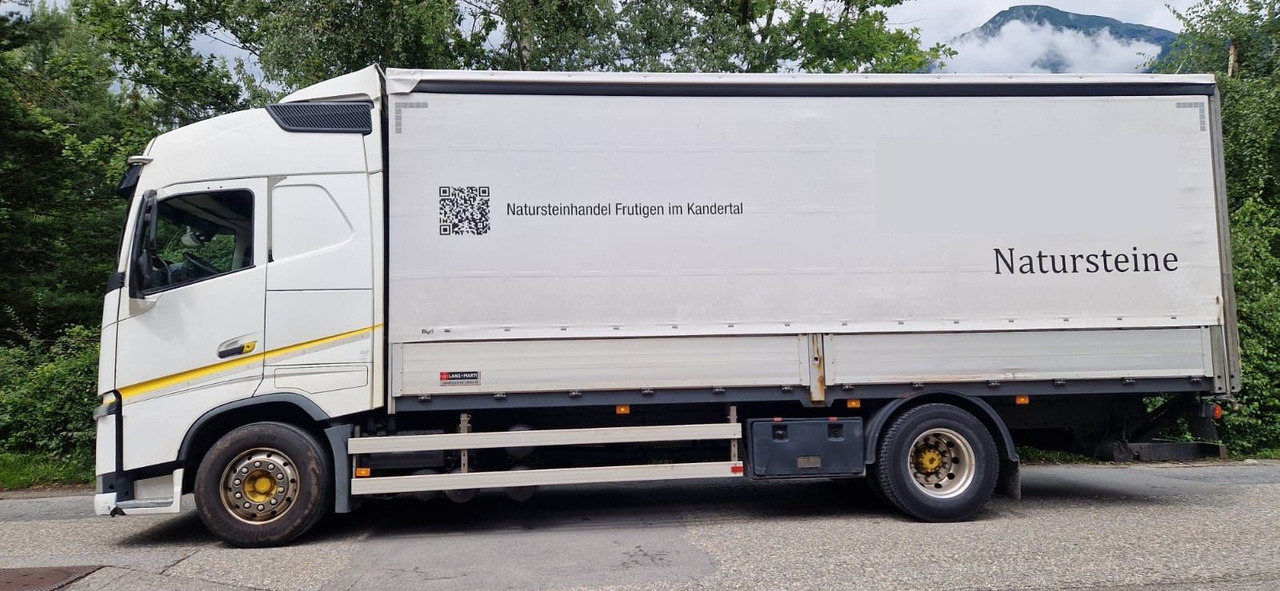Volvo FH460 4x2R, E6, Ladebordwand - Ponyvás teherautó: 5 kép. Volvo FH460 4x2R, E6, Ladebordwand - Ponyvás teherautó: 5 kép.
