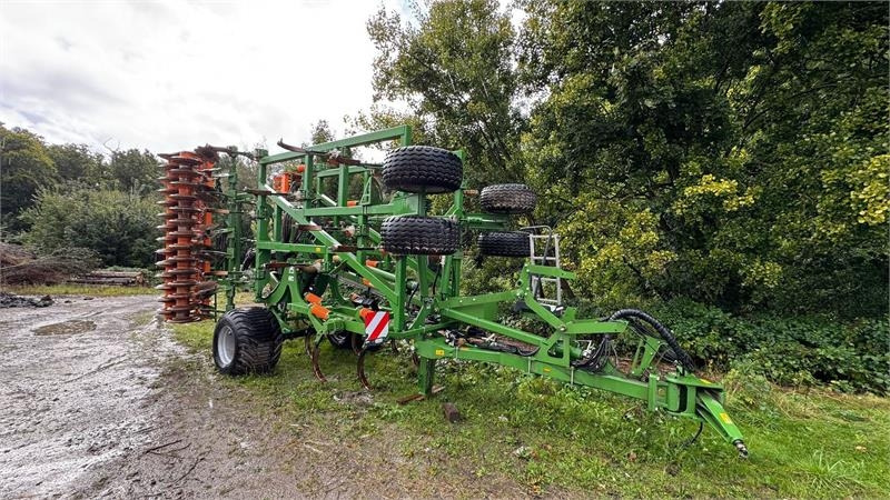 Amazone Cenius 7003 - 2TX Cenius 7003 m. så fordeler - Borona: 2 kép. Amazone Cenius 7003 - 2TX Cenius 7003 m. så fordeler - Borona: 2 kép.