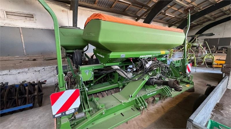 Amazone KG4001Super/Cataya4000Super KG 4001 Super - Kombinált vetőgép: 5 kép. Amazone KG4001Super/Cataya4000Super KG 4001 Super - Kombinált vetőgép: 5 kép.