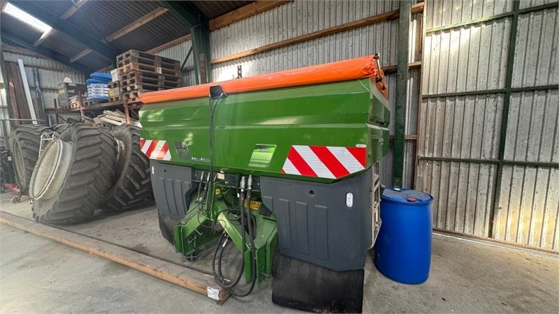 Amazone ZA-TS 4200 Hydro ZA-TS 4200 Hydro - Szervestrágyaszóró: 1 kép. Amazone ZA-TS 4200 Hydro ZA-TS 4200 Hydro - Szervestrágyaszóró: 1 kép.