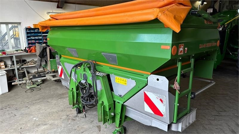 Amazone ZAM 3000 Z-AM 3000 Ultra - Szervestrágyaszóró: 4 kép. Amazone ZAM 3000 Z-AM 3000 Ultra - Szervestrágyaszóró: 4 kép.