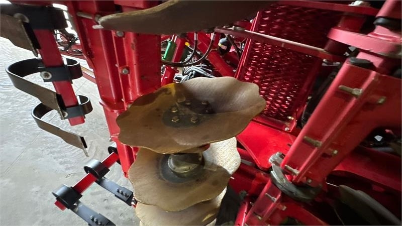 Horsch Joker 8RT 8RT  - Tárcsás borona: 4 kép. Horsch Joker 8RT 8RT  - Tárcsás borona: 4 kép.