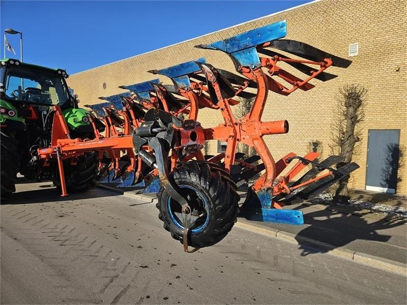 Kuhn Varimaster 153NSH T4+1 - Eke: 4 kép. Kuhn Varimaster 153NSH T4+1 - Eke: 4 kép.
