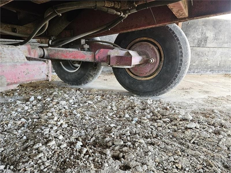 Tim 7,5t - BT Hydr. bremser og høje sider - Mezőgazdasági billenőpótkocsi: 5 kép. Tim 7,5t - BT Hydr. bremser og høje sider - Mezőgazdasági billenőpótkocsi: 5 kép.