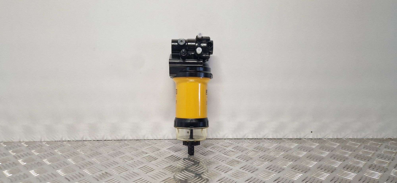 320/A7225 Fuel filter lift pump JCB JS filter assembly - Motor és alkatrészek - Építőipari gépek: 2 kép. 320/A7225 Fuel filter lift pump JCB JS filter assembly - Motor és alkatrészek - Építőipari gépek: 2 kép.
