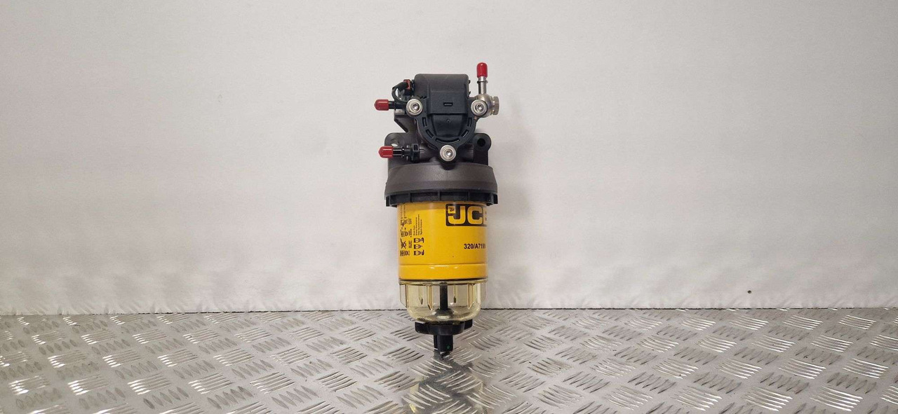 JCB 320/A7180 Fuel Lift Pump with Filter Assembly - Motor és alkatrészek - Építőipari gépek: 1 kép. JCB 320/A7180 Fuel Lift Pump with Filter Assembly - Motor és alkatrészek - Építőipari gépek: 1 kép.