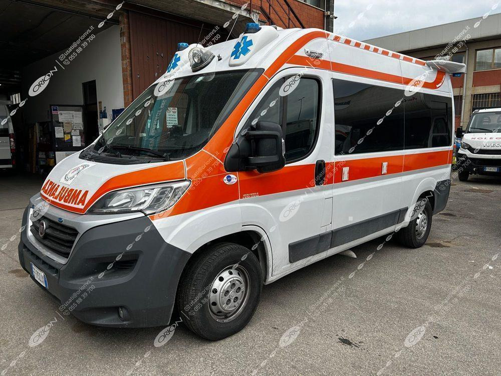 ORION srl FIAT 290 DUCATO - Mentőautó: 1 kép. ORION srl FIAT 290 DUCATO - Mentőautó: 1 kép.