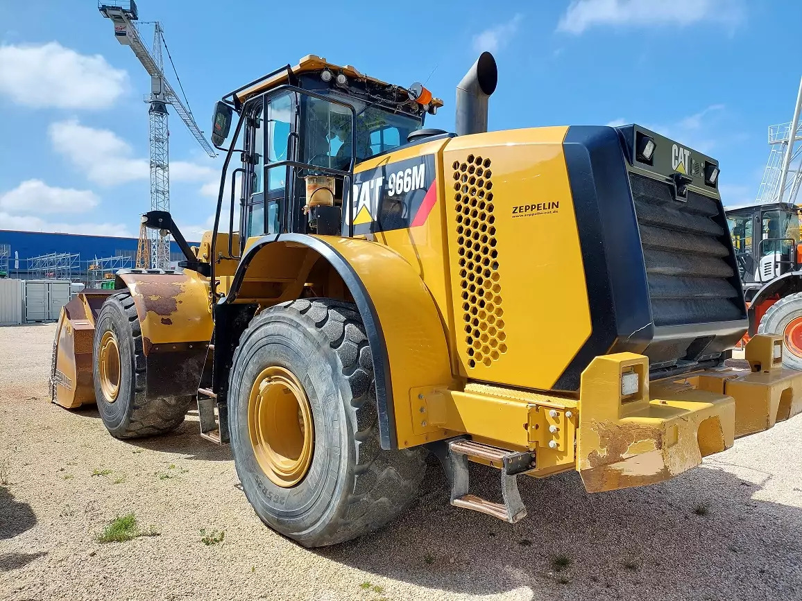 2015 Caterpillar 966M - Gumikerekes homlokrakodó: 4 kép. 2015 Caterpillar 966M - Gumikerekes homlokrakodó: 4 kép.