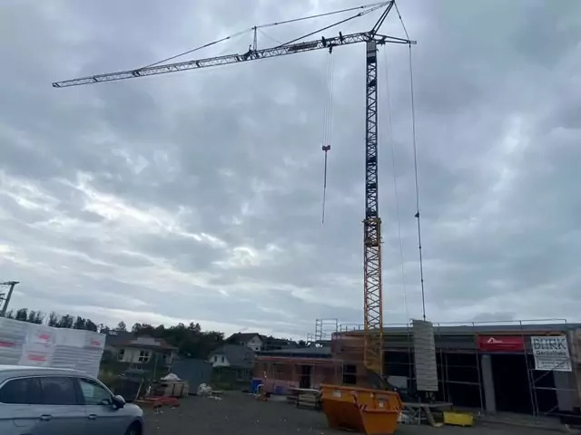 2015 Liebherr 53K - Önszerelő toronydaru: 1 kép. 2015 Liebherr 53K - Önszerelő toronydaru: 1 kép.
