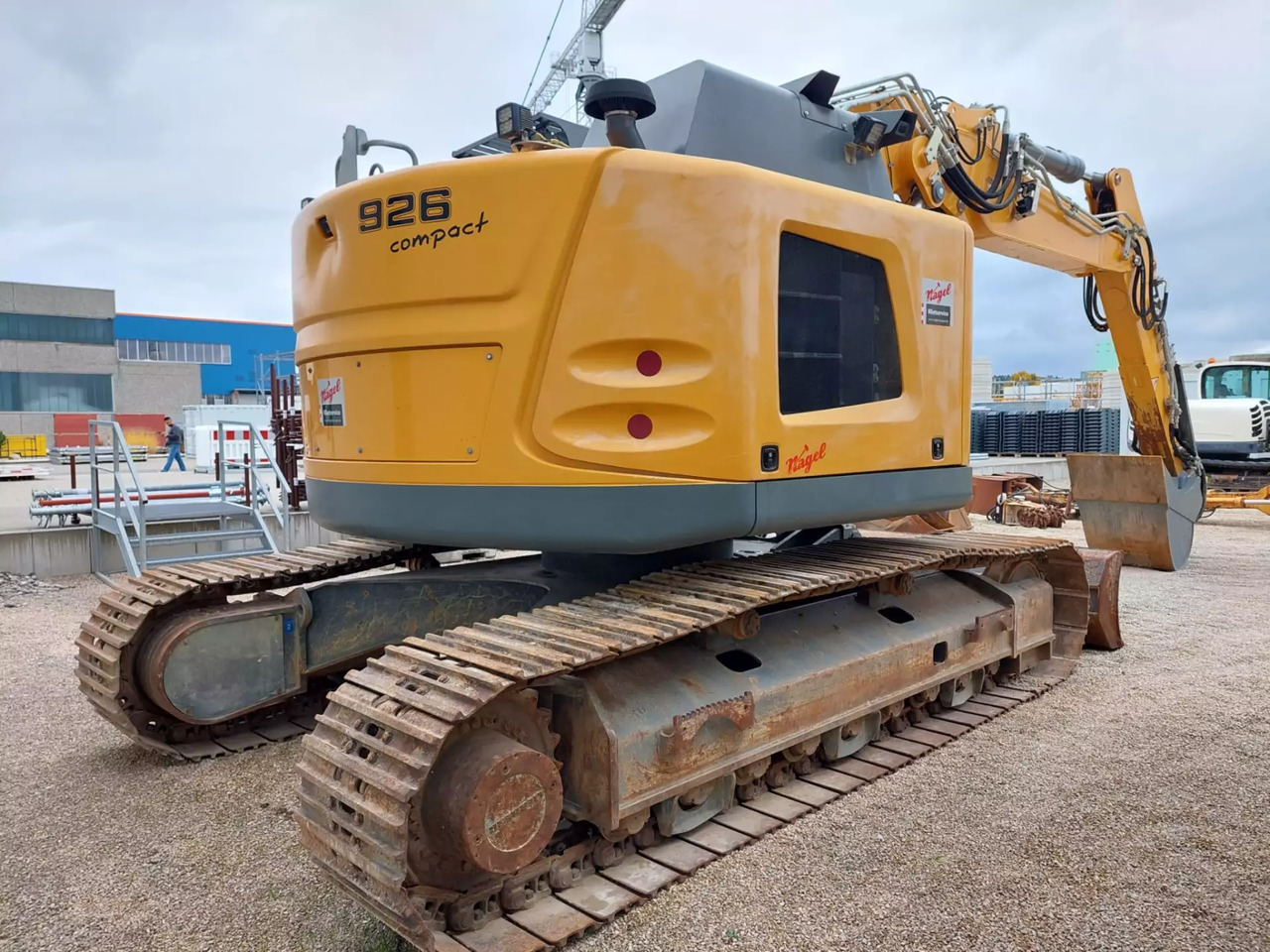 2018 Liebherr R 926Compact - Lánctalpas kotró: 4 kép. 2018 Liebherr R 926Compact - Lánctalpas kotró: 4 kép.