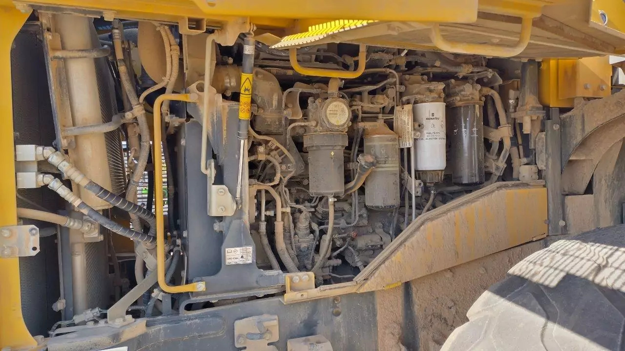 Gumikerekes homlokrakodó 2021 Komatsu WA 470-8: 10 kép.