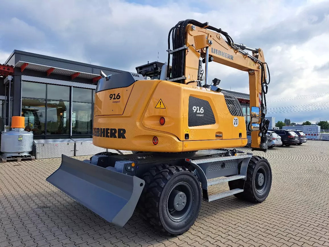 2023 Liebherr A 916 Compact Litronic G6.0-D - Gumikerekes kotró: 3 kép. 2023 Liebherr A 916 Compact Litronic G6.0-D - Gumikerekes kotró: 3 kép.