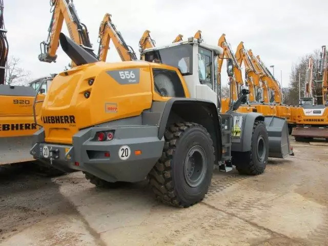 2023 Liebherr L 556 XPower - Gumikerekes homlokrakodó: 4 kép. 2023 Liebherr L 556 XPower - Gumikerekes homlokrakodó: 4 kép.