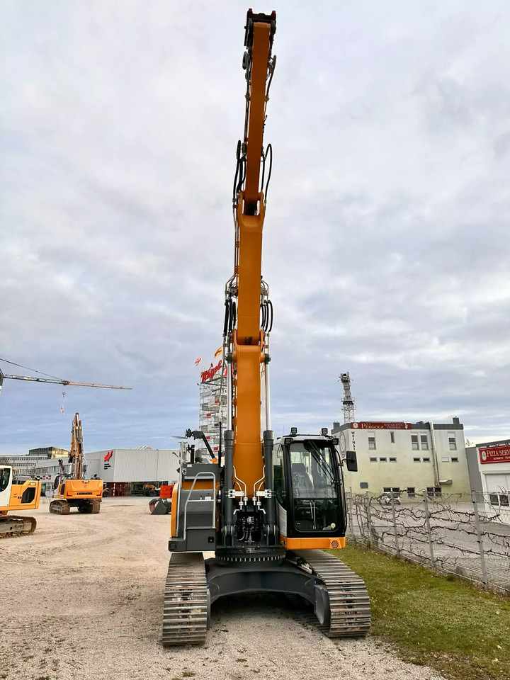2023 Liebherr R 926 Litronic G8.0-D - Lánctalpas kotró: 1 kép. 2023 Liebherr R 926 Litronic G8.0-D - Lánctalpas kotró: 1 kép.