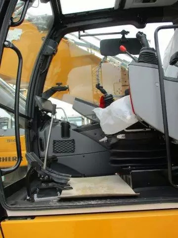 2023 Liebherr R 938 NLC Litronic G8.0-D - Lánctalpas kotró: 5 kép. 2023 Liebherr R 938 NLC Litronic G8.0-D - Lánctalpas kotró: 5 kép.