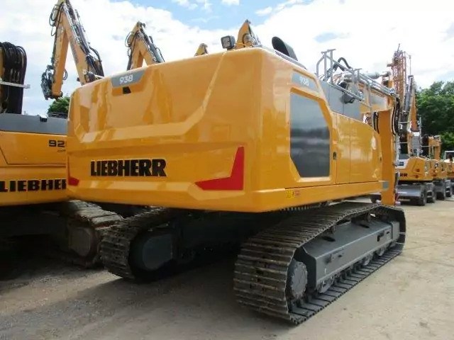 2023 Liebherr R 938 NLC Litronic G8.0-D - Lánctalpas kotró: 2 kép. 2023 Liebherr R 938 NLC Litronic G8.0-D - Lánctalpas kotró: 2 kép.