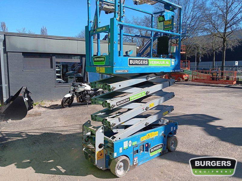 Genie GS-1932 - Ollós emelő: 3 kép. Genie GS-1932 - Ollós emelő: 3 kép.