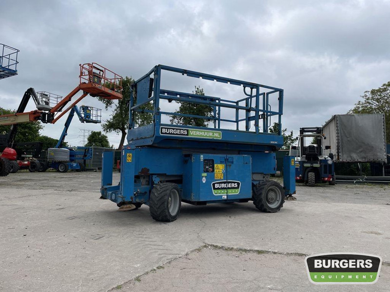 Genie GS-3369 RT - Ollós emelő: 4 kép. Genie GS-3369 RT - Ollós emelő: 4 kép.