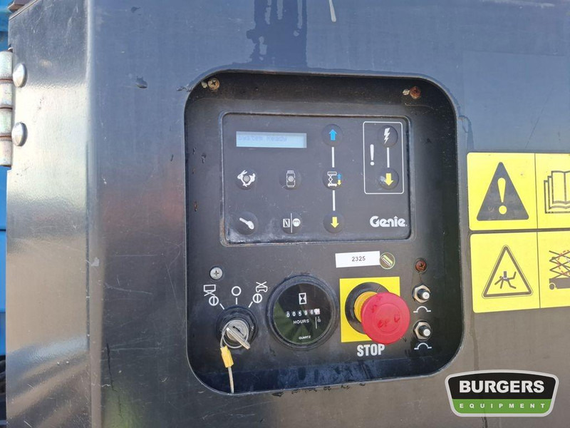 Genie GS-3369 RT - Ollós emelő: 5 kép. Genie GS-3369 RT - Ollós emelő: 5 kép.