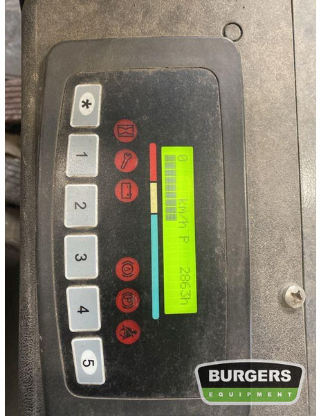 Heli Heftruck CPD18S - Elektromos targonca: 5 kép. Heli Heftruck CPD18S - Elektromos targonca: 5 kép.