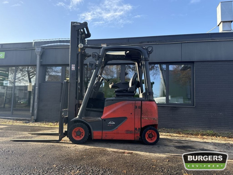 Linde E16PH-02 - Elektromos targonca: 5 kép. Linde E16PH-02 - Elektromos targonca: 5 kép.