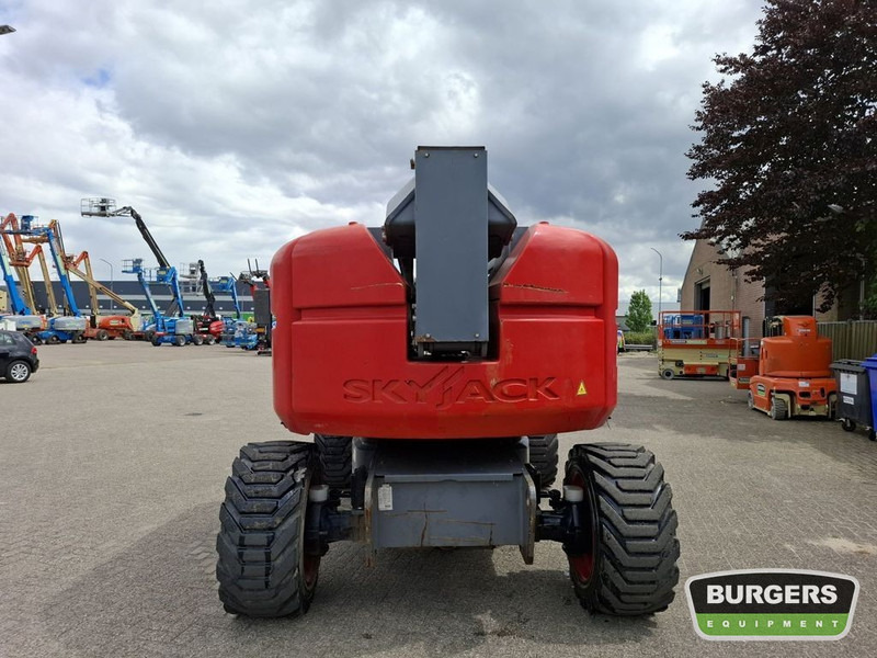 Skyjack SJ85 AJ - Személyemelő: 5 kép. Skyjack SJ85 AJ - Személyemelő: 5 kép.