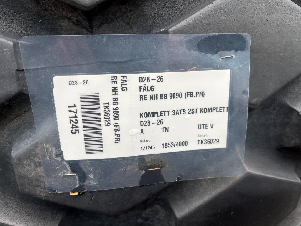 Alliance 28L- 26 Däck på Fälg - Gumiabroncs - Mezőgazdasági gépek: 2 kép. Alliance 28L- 26 Däck på Fälg - Gumiabroncs - Mezőgazdasági gépek: 2 kép.