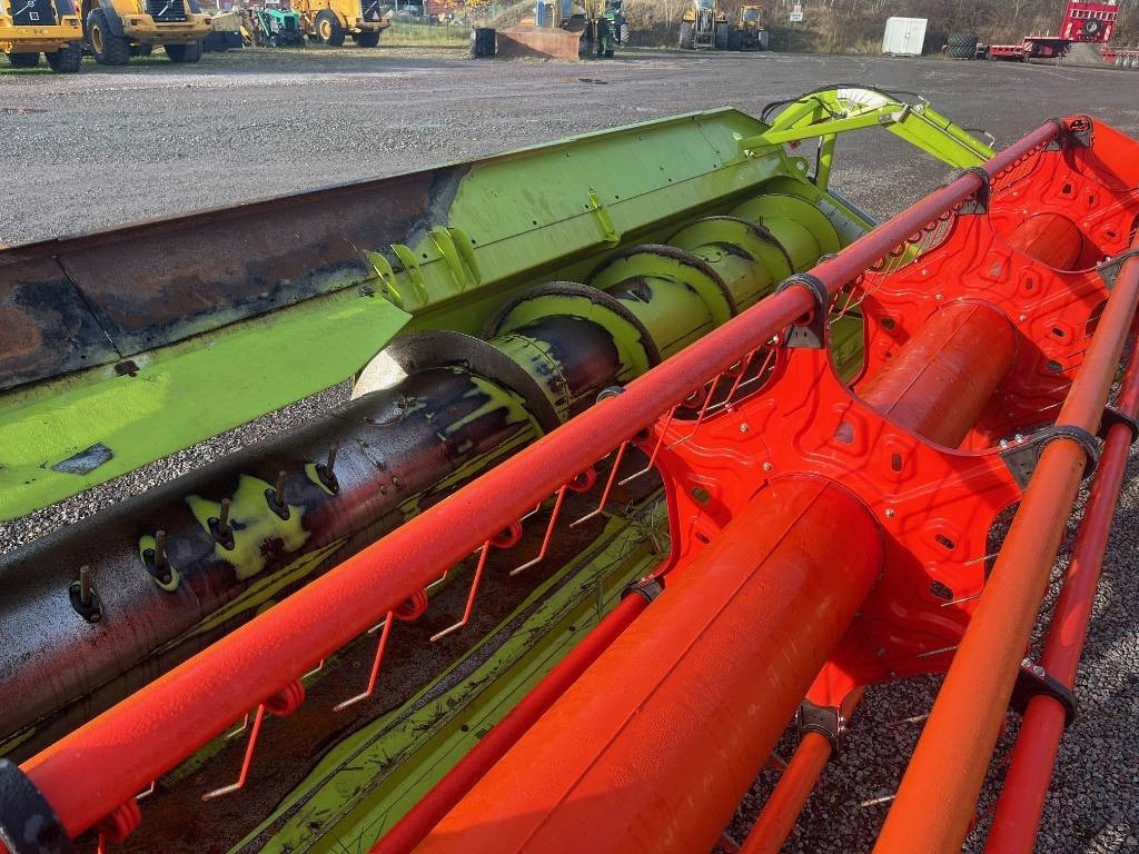 Claas 770 Vario Skärbord / Header 528 - Betakarítógép tartozék: 5 kép. Claas 770 Vario Skärbord / Header 528 - Betakarítógép tartozék: 5 kép.