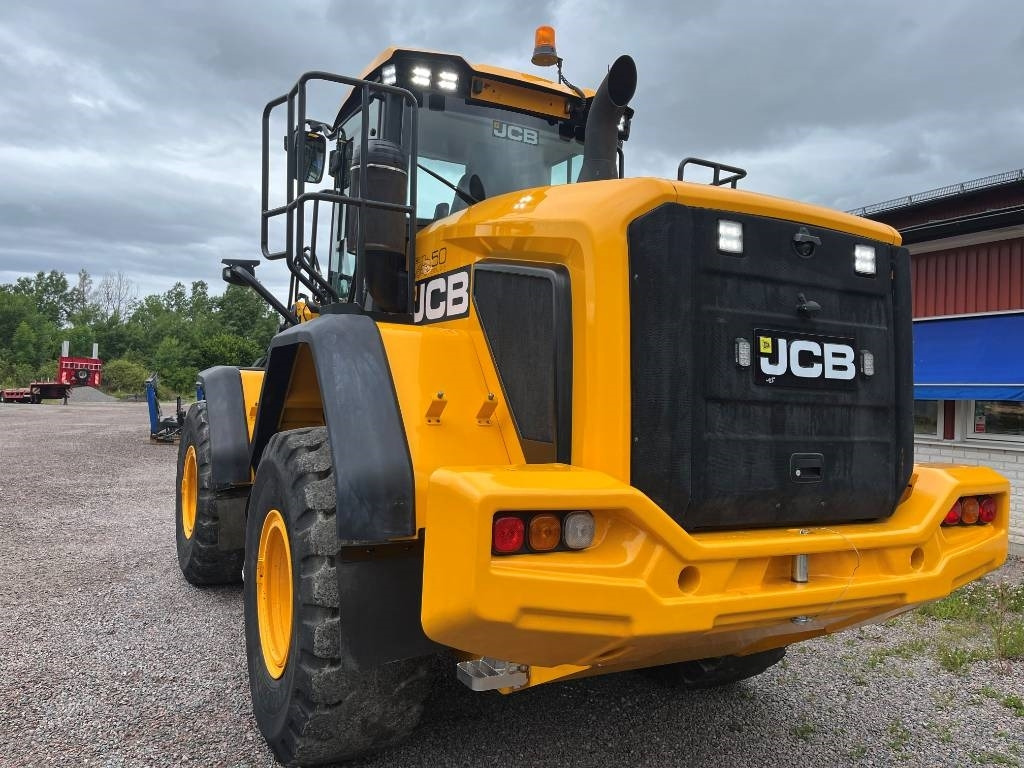 JCB 437 S5 HT - Gumikerekes homlokrakodó: 4 kép. JCB 437 S5 HT - Gumikerekes homlokrakodó: 4 kép.