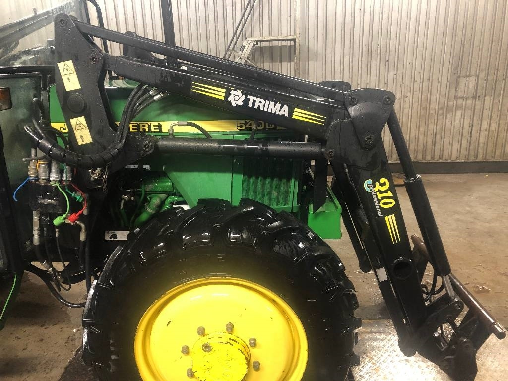 John Deere 5400 Dismantled: only spare parts - Traktor: 5 kép. John Deere 5400 Dismantled: only spare parts - Traktor: 5 kép.