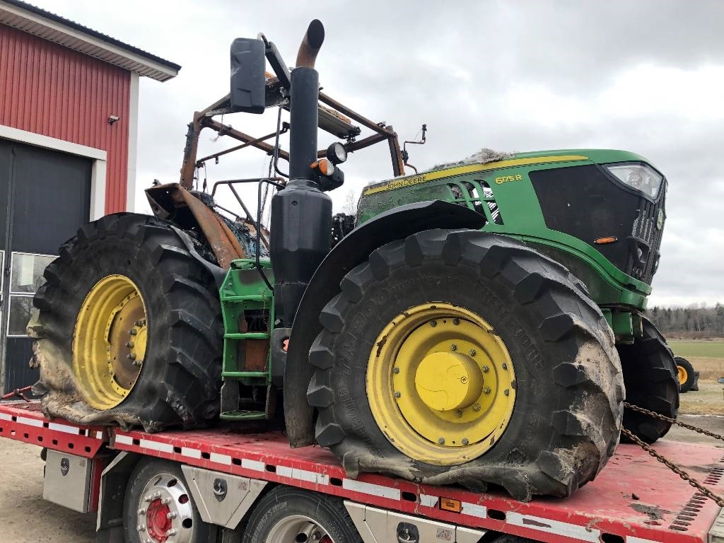 John Deere 6175 R Dismantled: only spare parts - Traktor: 1 kép. John Deere 6175 R Dismantled: only spare parts - Traktor: 1 kép.