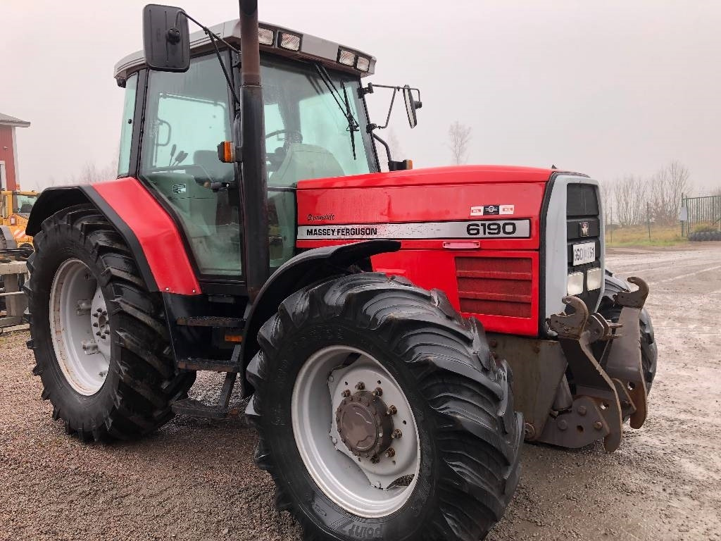 Massey Ferguson 6190 Dismantled: only spare parts - Traktor: 3 kép. Massey Ferguson 6190 Dismantled: only spare parts - Traktor: 3 kép.