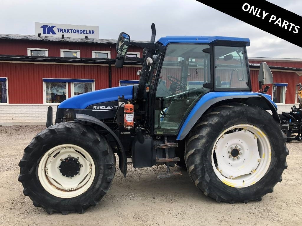 New Holland TS 115 Dismantled: only spare parts - Traktor: 1 kép. New Holland TS 115 Dismantled: only spare parts - Traktor: 1 kép.
