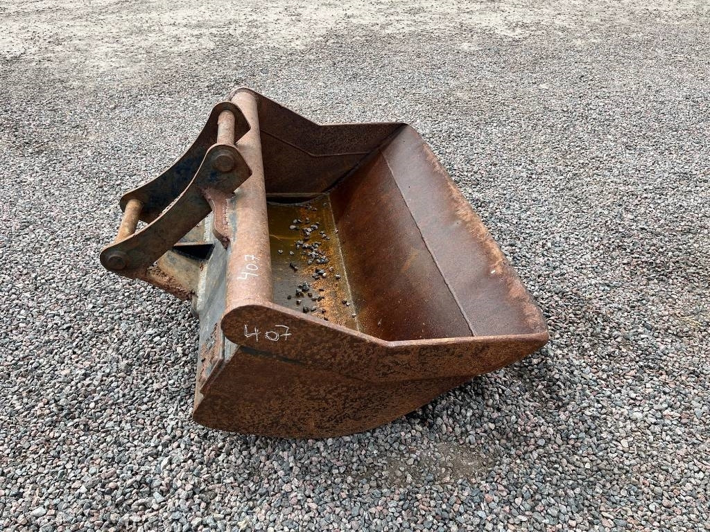 Planerskopa / Bucket S45 fäste - Kotró kanál - Építőipari gépek: 3 kép. Planerskopa / Bucket S45 fäste - Kotró kanál - Építőipari gépek: 3 kép.