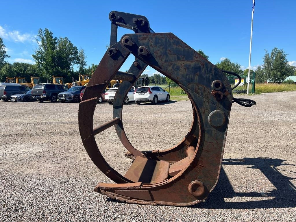 Timmergrip / Timbergraple Volvo L50----L120 attach - Polip kanál - Építőipari gépek: 3 kép. Timmergrip / Timbergraple Volvo L50----L120 attach - Polip kanál - Építőipari gépek: 3 kép.