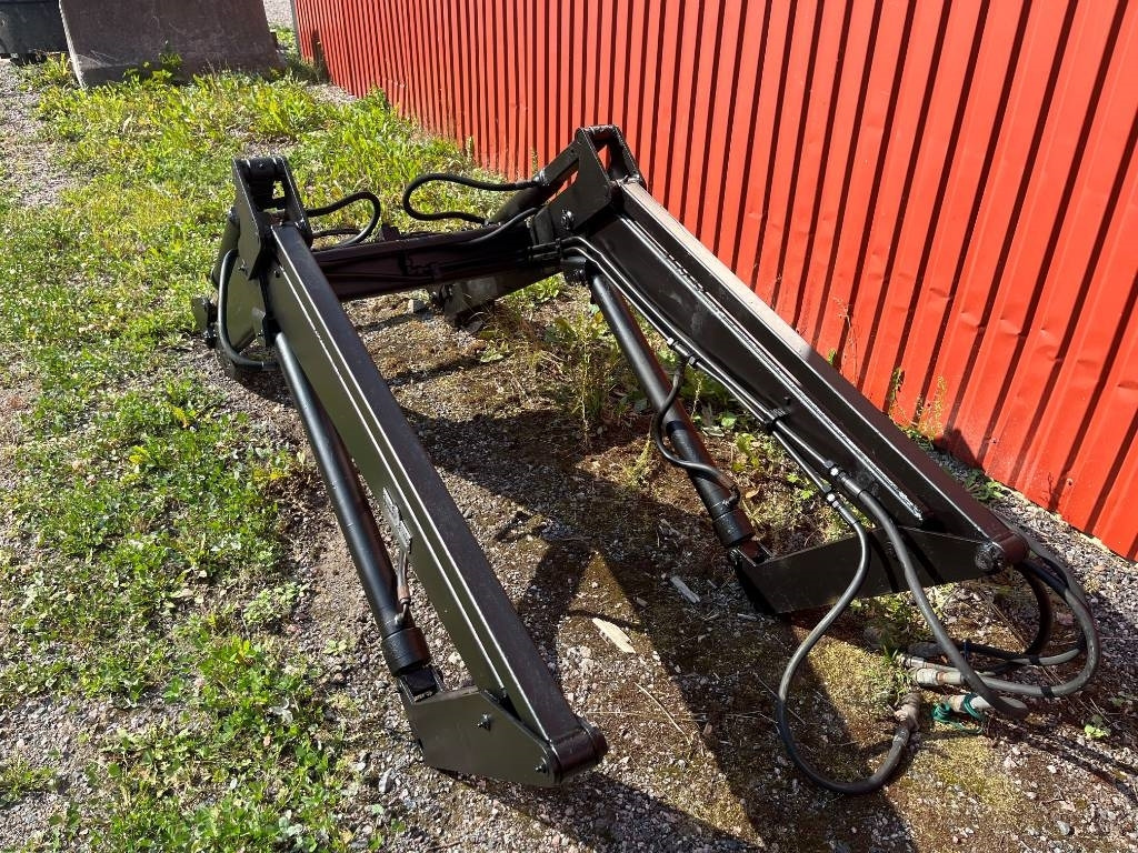 Trima 1300 P Lastare till Ford 6600 5610 6610 - Homlokrakodó traktorhoz: 2 kép. Trima 1300 P Lastare till Ford 6600 5610 6610 - Homlokrakodó traktorhoz: 2 kép.