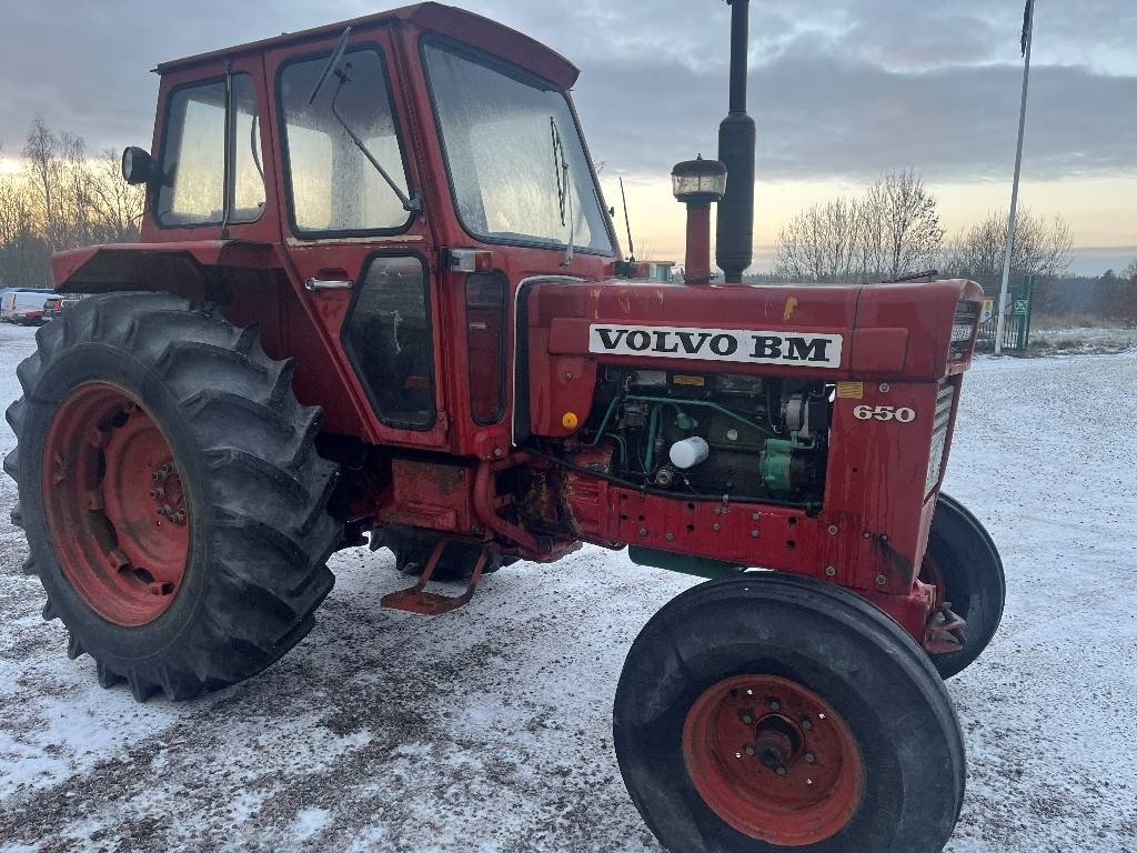 Volvo BM 650 Dismantled. Only spare parts - Traktor: 2 kép. Volvo BM 650 Dismantled. Only spare parts - Traktor: 2 kép.