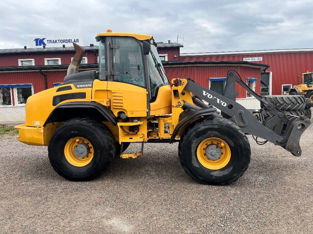 Volvo L 45 G TP/S Dismantled. Only spare parts - Gumikerekes homlokrakodó: 4 kép. Volvo L 45 G TP/S Dismantled. Only spare parts - Gumikerekes homlokrakodó: 4 kép.