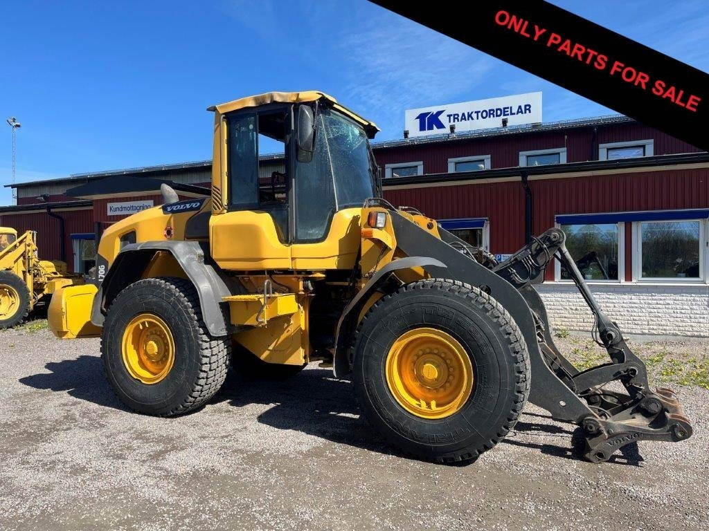 Volvo L 70 G Dismantled. Only specific spare parts - Gumikerekes homlokrakodó: 1 kép. Volvo L 70 G Dismantled. Only specific spare parts - Gumikerekes homlokrakodó: 1 kép.