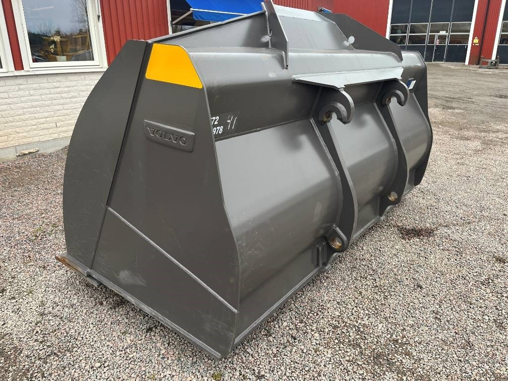 Volvo Skopa L150H L180H - Kanál - Építőipari gépek: 4 kép. Volvo Skopa L150H L180H - Kanál - Építőipari gépek: 4 kép.